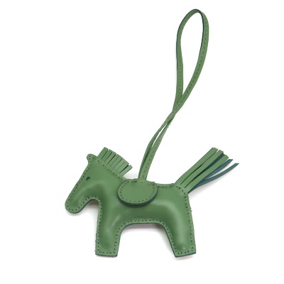 Pendentif poney fait main en cuir véritable