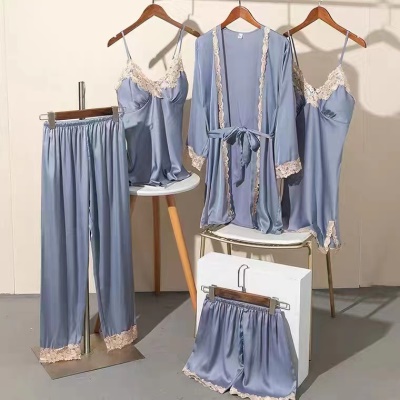 Ensemble de cinq pièces de pyjama en soie de glace