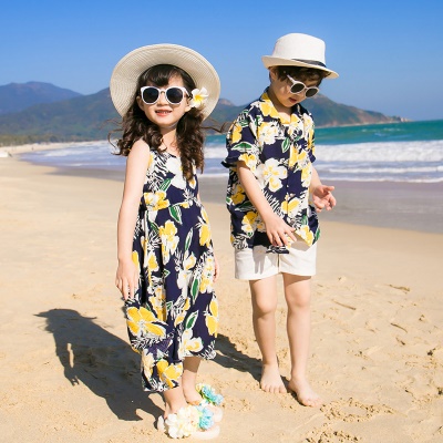 Robe de plage robe  fleurie pour maman et enfant