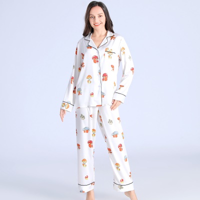 Pyjama en soie mince à manches longues