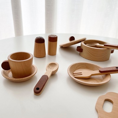 Vaisselle en bois, ustensiles de cuisine