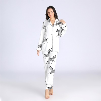Pyjama cardigan fin manches longues en soie