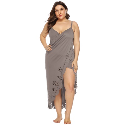 Robe femme bretelles échancrées fleurs ajourées irrégulières