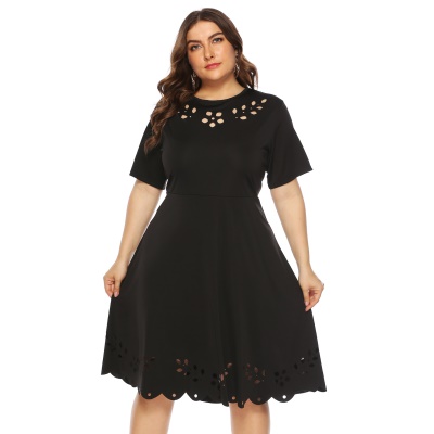 Robe pour femme  en tissu droit à la taille