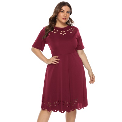 Robe pour femme  en tissu droit à la taille