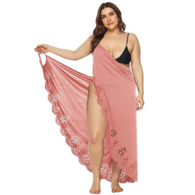Robe femme bretelles échancrées fleurs ajourées irrégulières