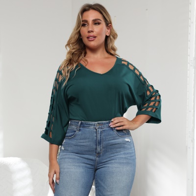 Haut femme creux fleur col V manches chauve-souris