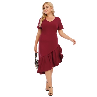 Robe grande taille à volants col V manches courtes