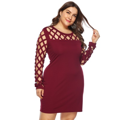 Robe à manches longues, coupe slim et hanches
