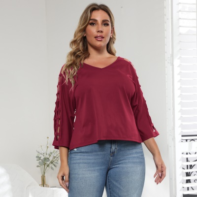 Haut femme creux fleur col V manches chauve-souris