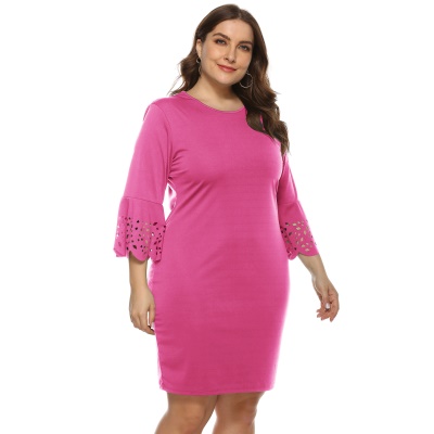 Robe pour femme ajouré fleur brûlée sept points manches couleur unie