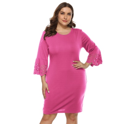 Robe pour femme ajouré fleur brûlée sept points manches couleur unie
