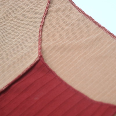 Top côtelé en patchwork bicolore pour femme