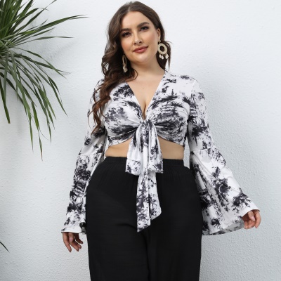 Top femme tie-dye imprimé bandoulière manches cornes