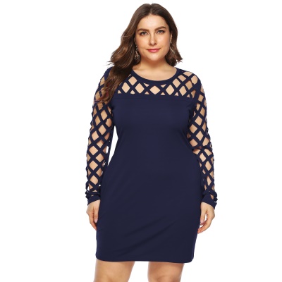 Robe à manches longues, coupe slim et hanches