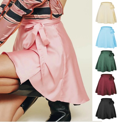 Jupe courte à lacets pour femme