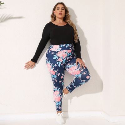 Pantalon femme fleur imprimé moulant en soie