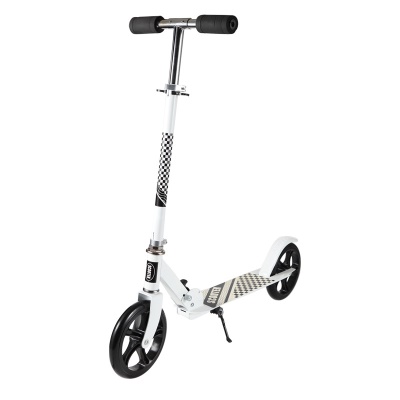 Trotinette pliable en fer