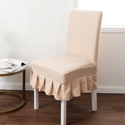 Housse de chaise avec jupe mélangée