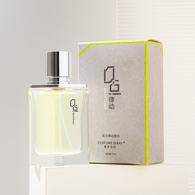 Parfum pour homme boisé floral fruité