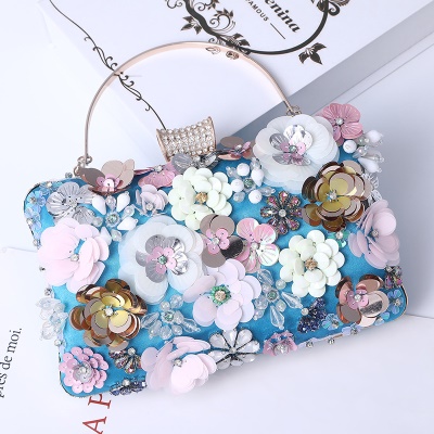 Sac de dîner fleuri sac de femme brodé de perles