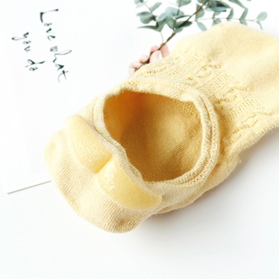 Chaussettes femmes bouche peu profonde maille respirante avec silicone