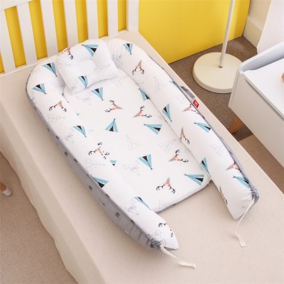 Lit de bébé avec couette arc en coton couette noyau
