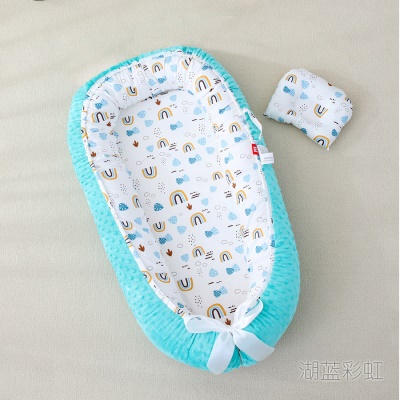 Berceau Doudou velours avec couette bionique