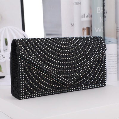 Sac à bandoulière avec chaîne de perles