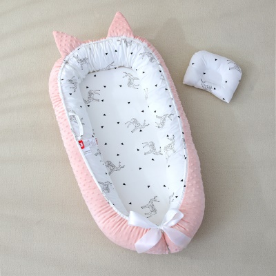 Lit de bébé Doudou en velours arc pliable et portable
