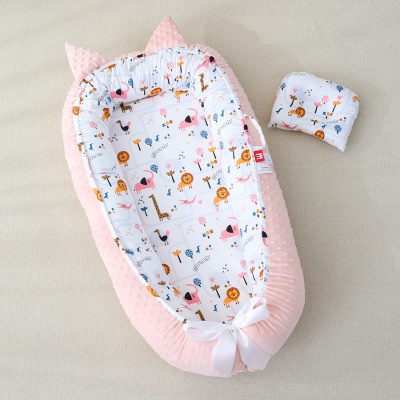 Lit de bébé Doudou en velours arc pliable et portable