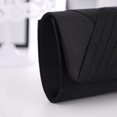 Sac à bandoulière avec chaîne pour dîner rayé