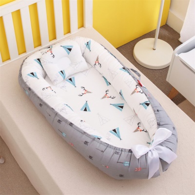 Lit de bébé avec couette arc en coton couette noyau