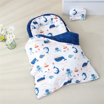 Lit bébé doudou velours portatif avec couette