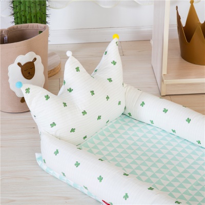 Berceau forme couronne démontable et lavable bionique