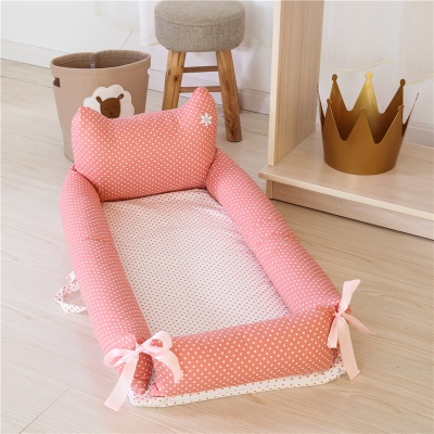 Berceau forme couronne démontable et lavable bionique