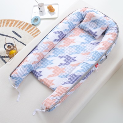 Lit de bébé entièrement tissé tissu amovible et portable