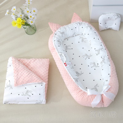 Lit de bébé Doudou velours pliant portatif avec courtepointe