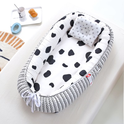 Lit de bébé entièrement tissé tissu amovible et portable