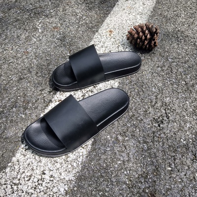 Babouches sandales homme noir PVC antidérapant et résistant à l'usure