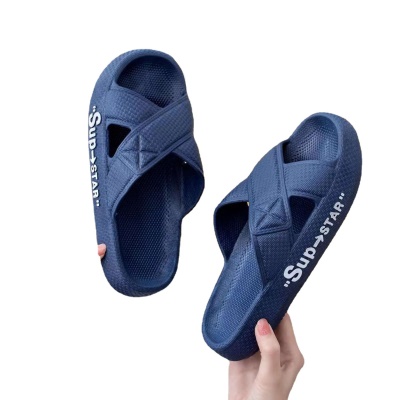 Babouches pour hommes avec sangle croisée fond souple PVC