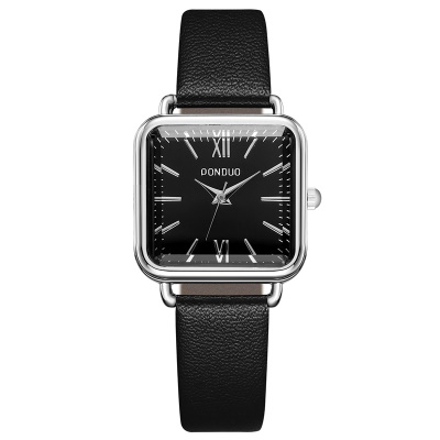 montre cuir de vache avec étanche petit verre lisse