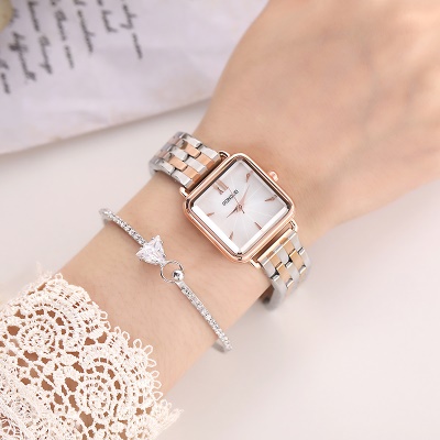 Montres pour dames cadran carré en acier/bracelet en cuir étanche