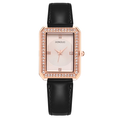 Montres dames cadran carré bracelet en cuir de vache serti de diamants