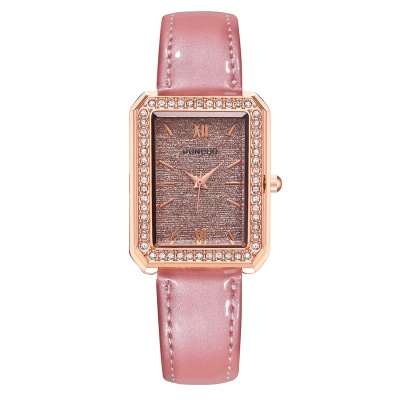 Montre pour dames avec diamant cadran carré bracelet en cuir nacré