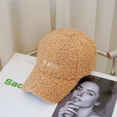 Casquette de baseball en peluche