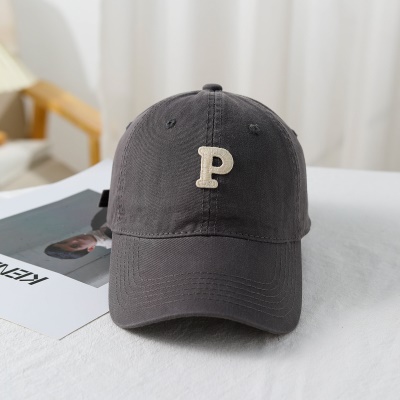 Casquette à visière P lettre en coton avec capot souple