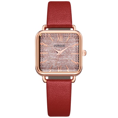 montre cuir de vache avec étanche petit verre lisse