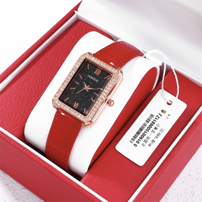 Montre pour dames avec diamant cadran carré bracelet en cuir nacré