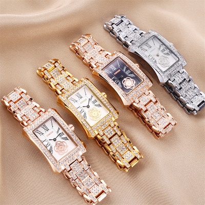 Montres dames en alliage de zinc avec aiguilles diamant échelle romaine